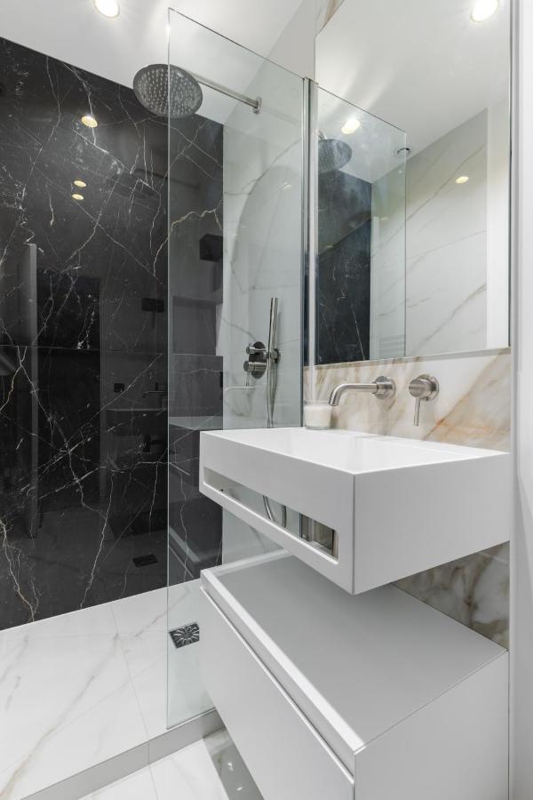 Hsh Courcelles - Faubourg Saint-Honore Boetie Appartement 4P Париж Екстериор снимка
